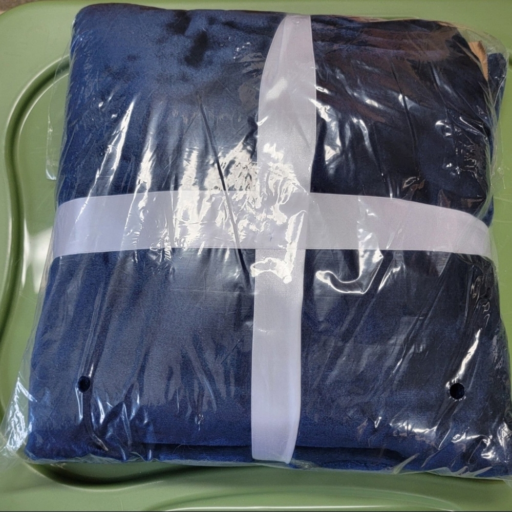 Bella Russo Blanket 52"×66"